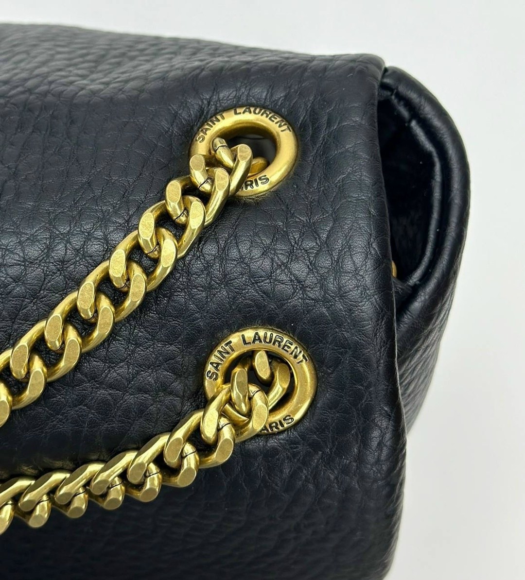 сумка saint laurent,yves saint laurent сумка,сумка на плечо saint laurent,сумка ysl,женская кожаная сумка yves saint laurent calypso large