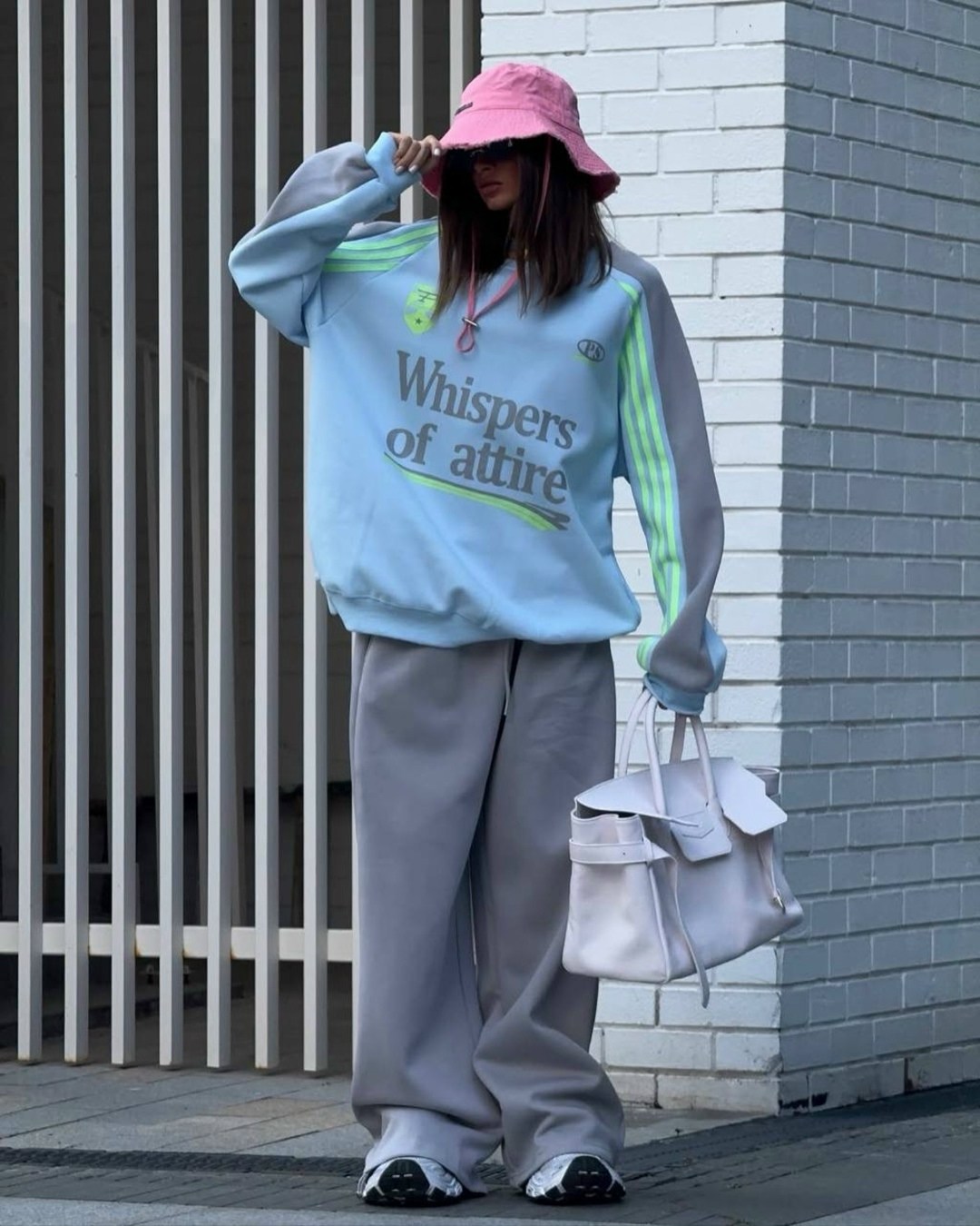 свитшот attire свободного кроя,брюки свободные,спортивный брюки,широкие брюки