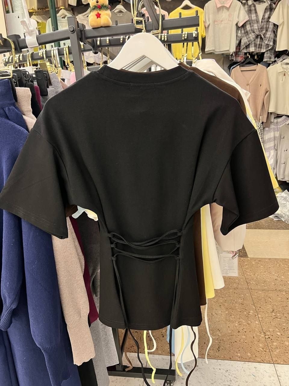 футболка шоколадного цвета,футболка базовая,женская футболка,футболка,коричневая футболка