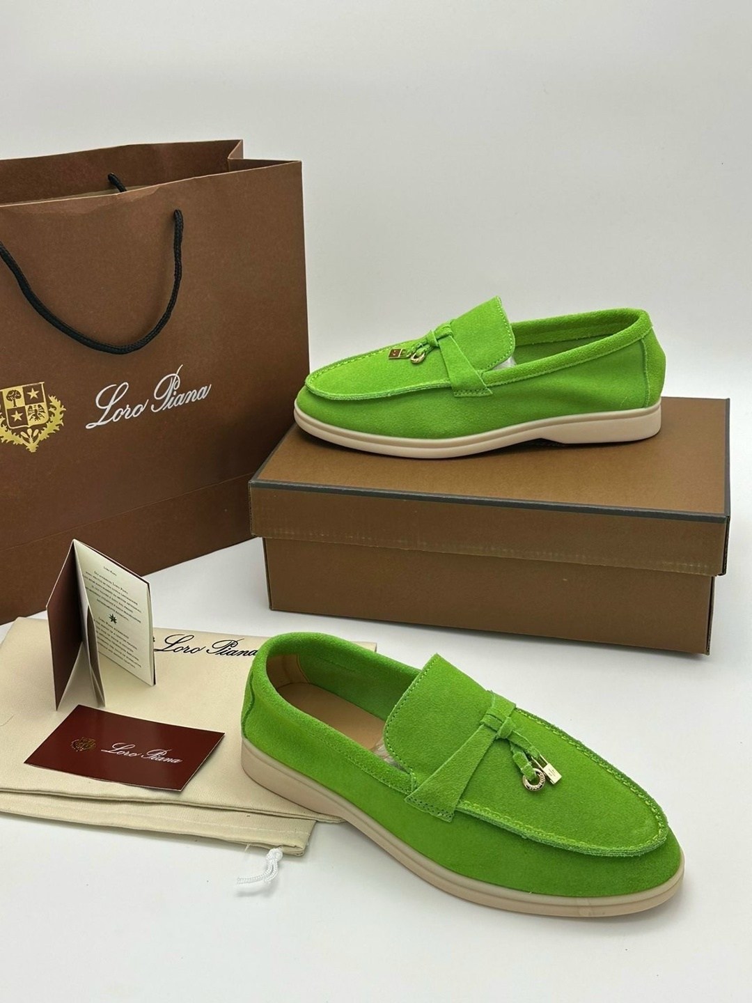 женские лоферы loro piana,,loro piana лоферы женские замшевые,лоферы натуральная замша,лоро пиано лоферы зеленые