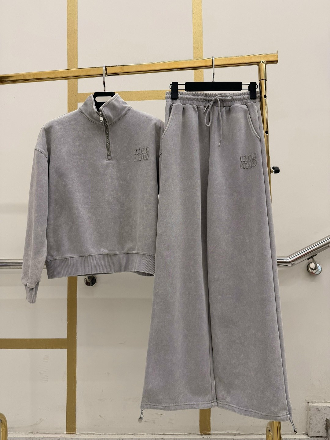 костюм спортивный велюровый,женский спортивный костюм,велюровый костюм женский,костюм женский,костюм велюровый