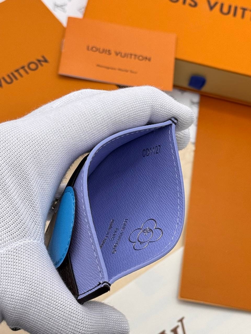 картхолдер louis vuitton,визитница картхолдер louis vuitton,кошелек louis vuitton,картхолдер луи виттон,обложка на паспорт louis vuitton