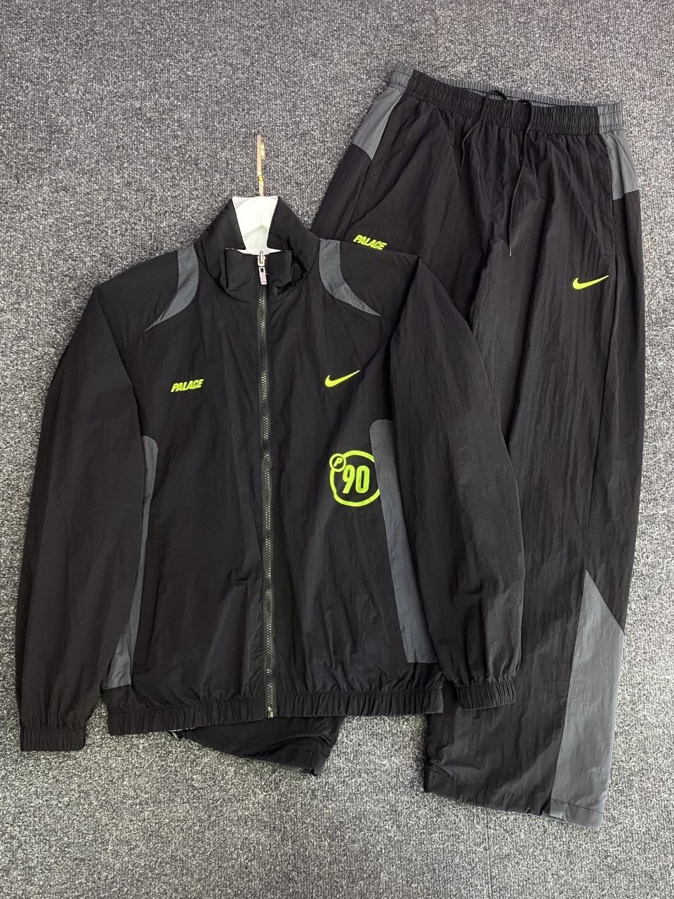 спортивный костюм nike tracksuit,nike jacket,куртка спортивная,nike рефлектив куртка,куртка nike
