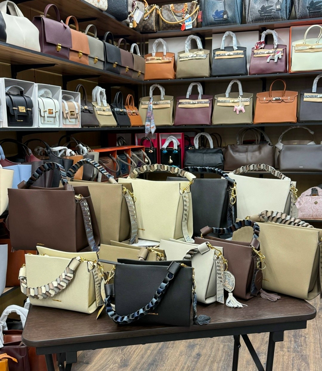 сумка coccinelle,сумка женская coccinelle,стильная сумочка,женская сумка,сумка