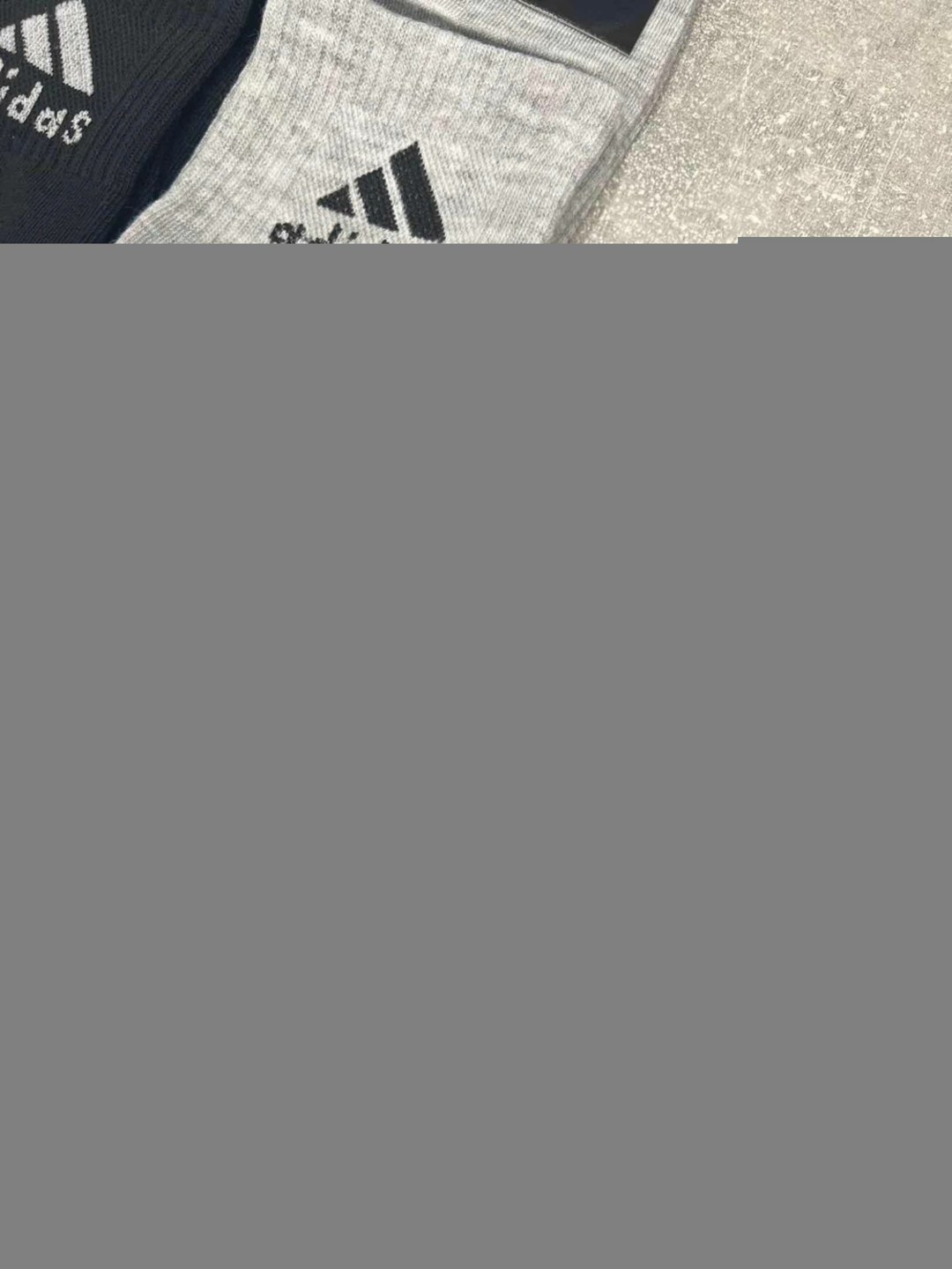 носки adidas,серый прямоугольник,скриншот,темно серый цвет,лдсп серый