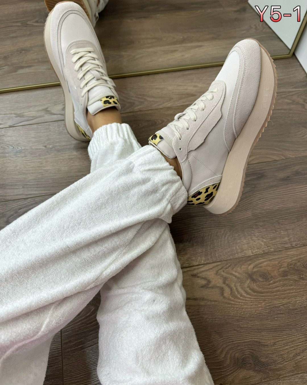 кроссовки женскиe,, женская,кроссовки бежевые,спортивная