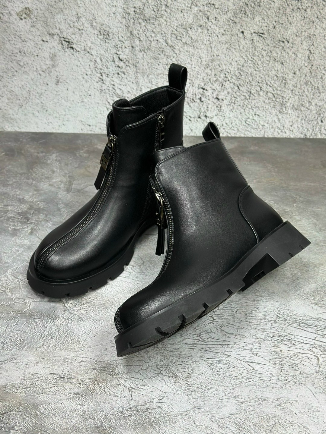 ботинки женские натуральная итальянская замша,ботинки женские,,юничел замшевые зимние ботинки,ботинки черный madella 016106339