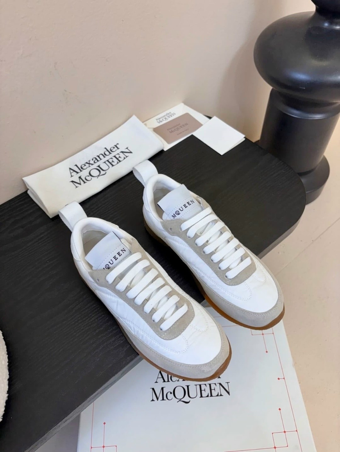 ,кроссовки брендовые,кроссовки женские alexander mcqueen,мейсон марджела кроссовки,женские кроссовки