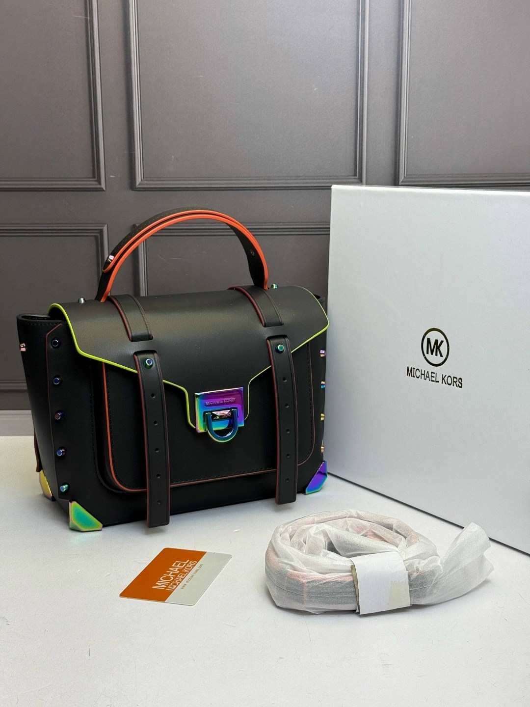 женская сумка michael kors,майкл корс манхэттен сумка,michael kors сумка,michael kors сумка женская кожаная,сумка michael kors натуральная кожа