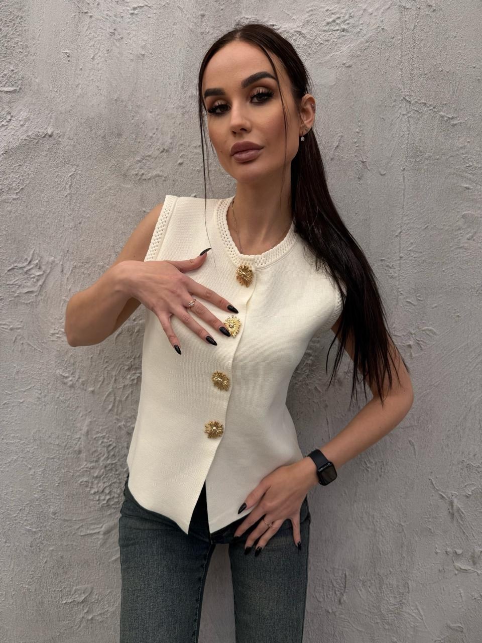 жилет трикотажный,жилет,вязаные жилеты,жилетка,жилет на пуговицах