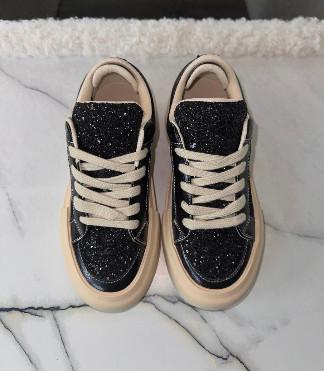 яркие кроссовки,кроссовки из натуральной кожа,женские кроссовки,кроссовки женские черные,женские кроссовки на платформе