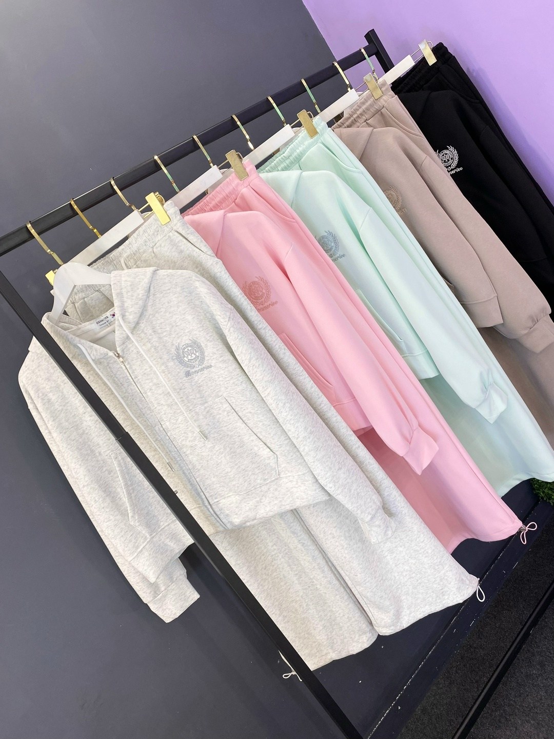 спортивный костюм brunello cucinelli,спортивный костюм,женские костюмы,костюм спортивный женский,костюм повседневный спортивный