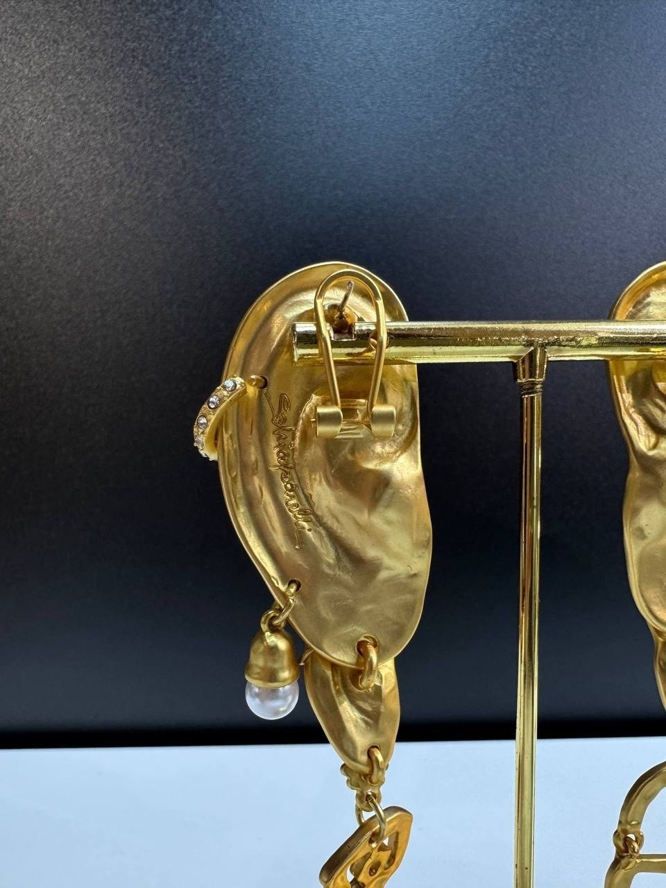 женские серьги,модные серьги,золотистые серьги,серьги для женщин,дизайнерские серьги