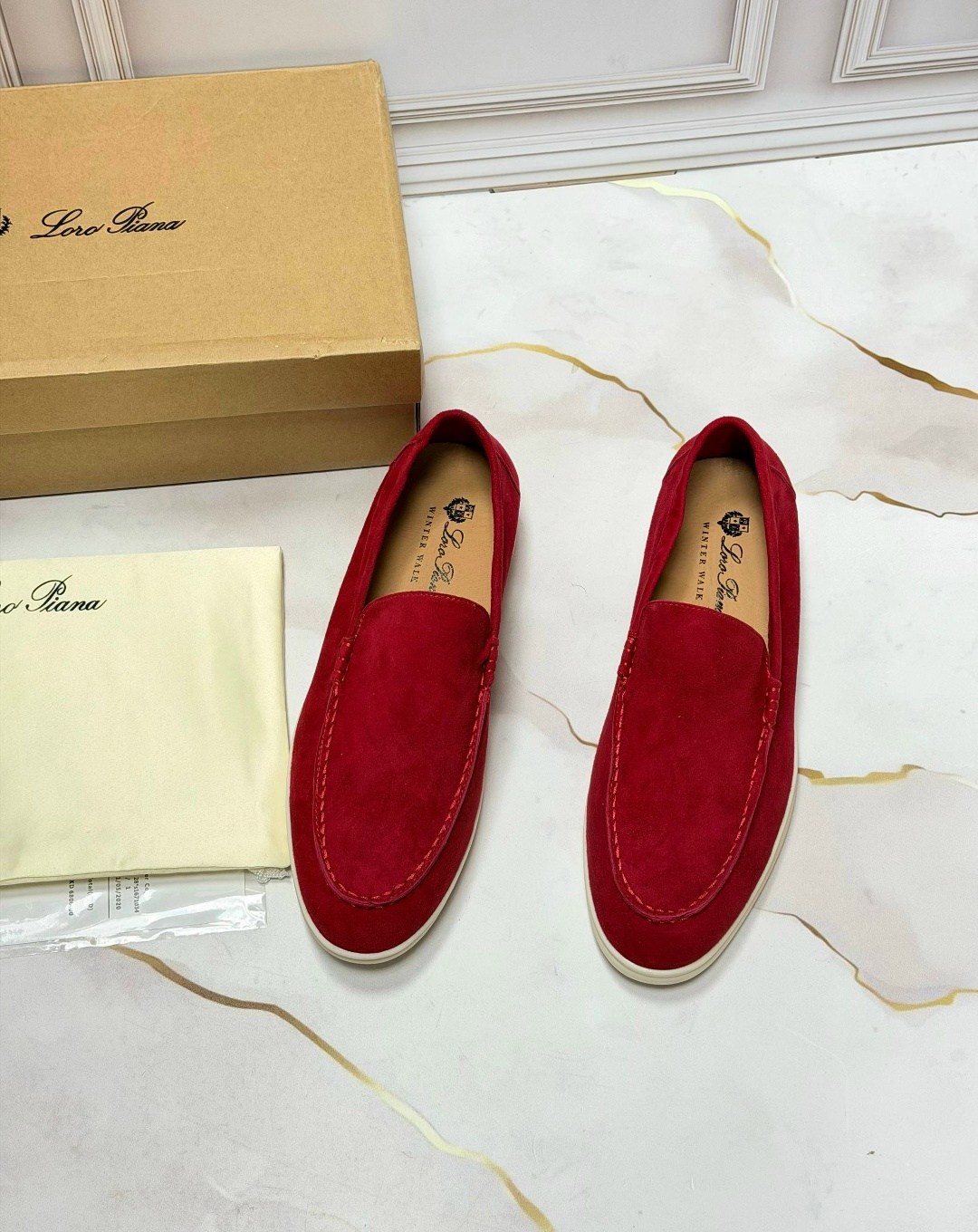,мокасины лоро пиано мужские,лоферы loro piana,замшевые лоферы loro piana,loro piana бордовые лоферы