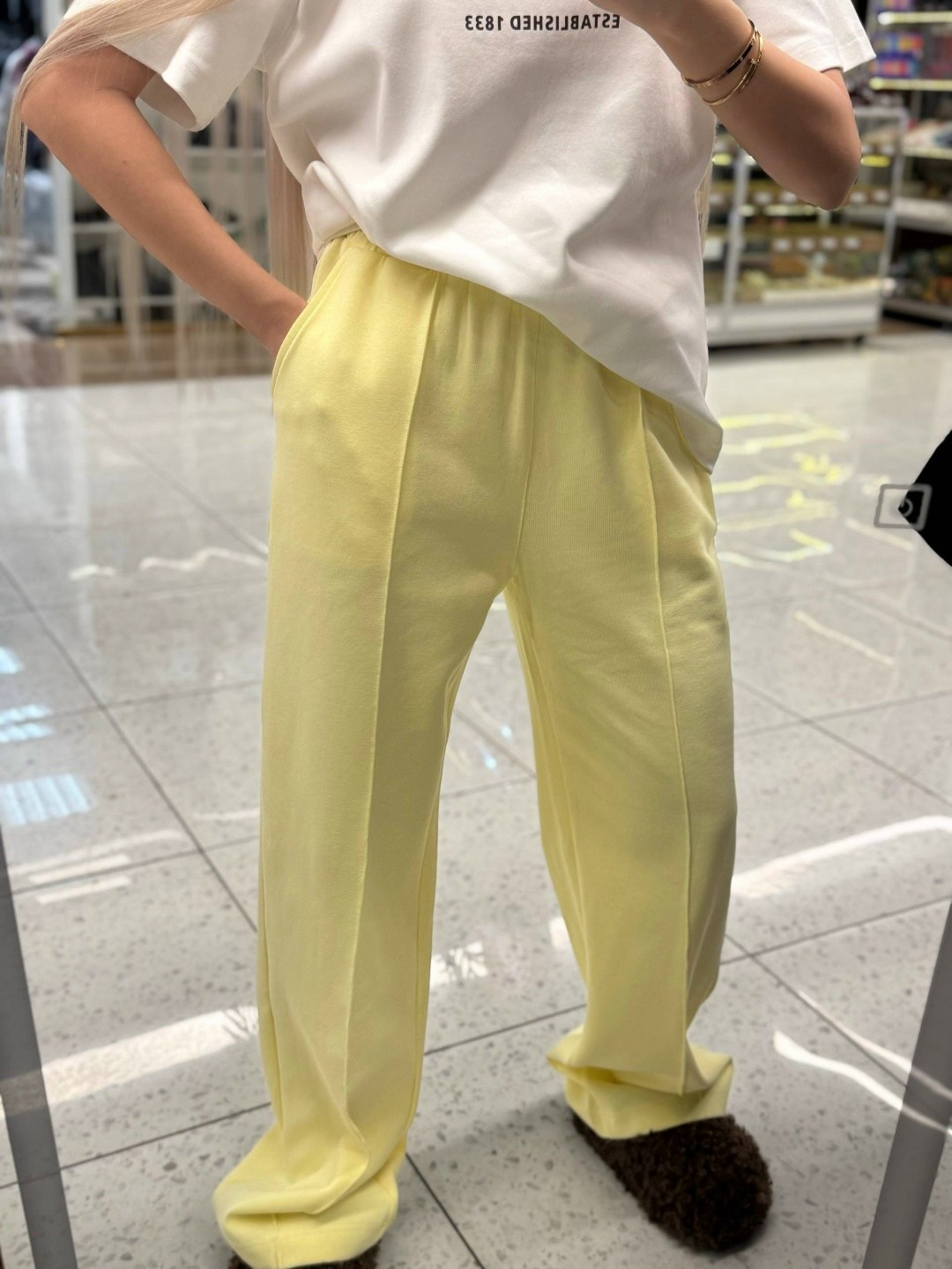 брюки джоггеры,спортивные брюки женские,желтые брюки,брюки спортивные,брюки джоггеры женские