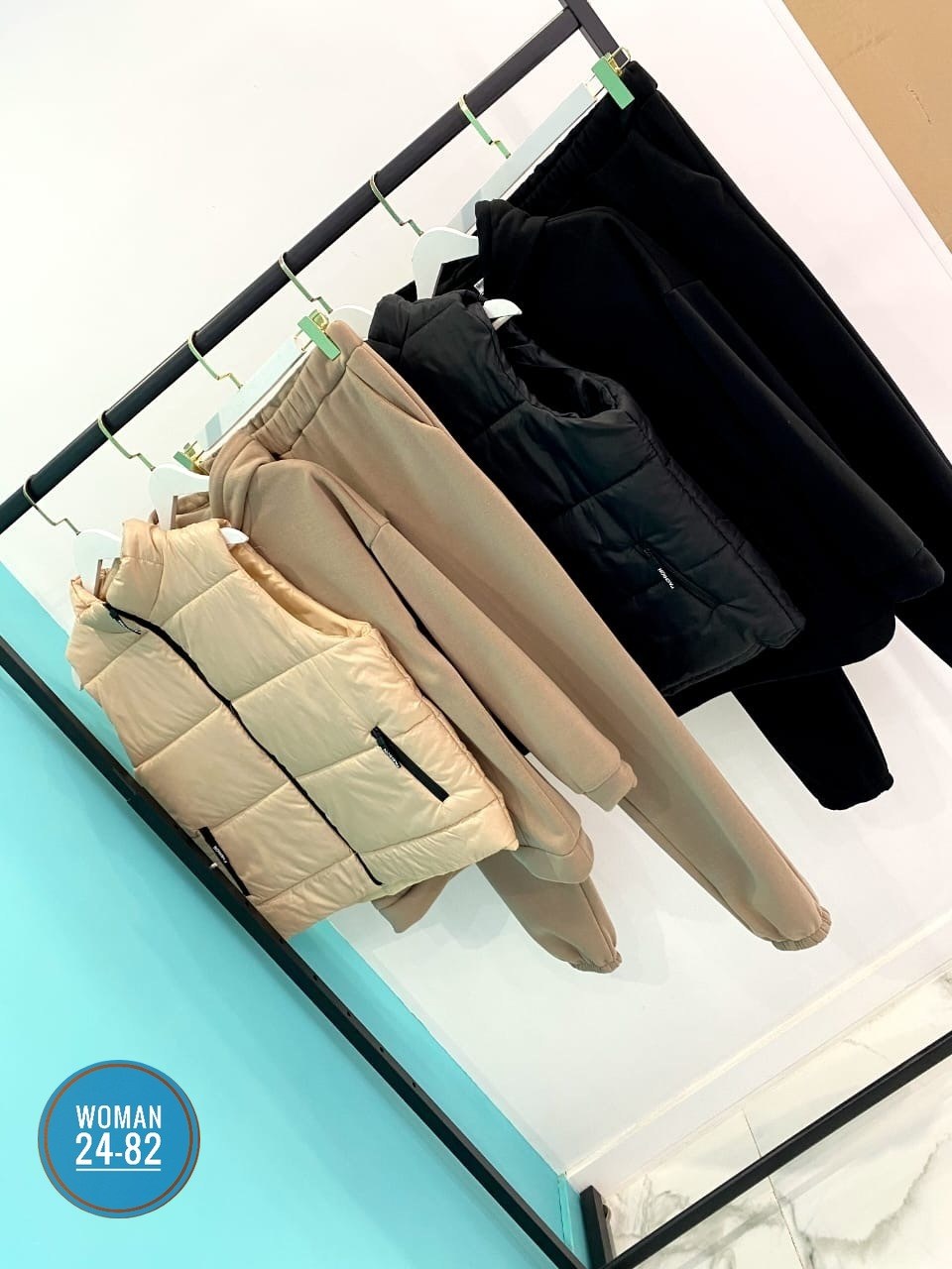 костюм тройка женский,теплый спортивный костюм на флисе с жилеткой halein,костюм-тройка женский утепленный: жилет, толстовка и штаны арт. 1342606,костюм-тройка мужской: жилет, толстовка и штаны арт. 1