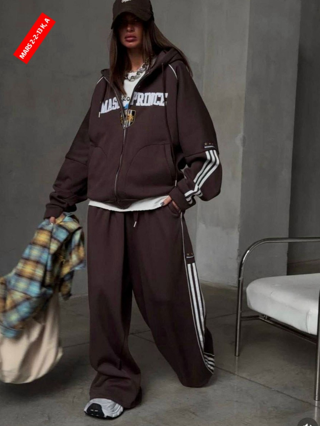 костюм спортивный,спорт костюм,красные спортивные костюмы,костюм спортивный женский,спортивная одежда для женщин