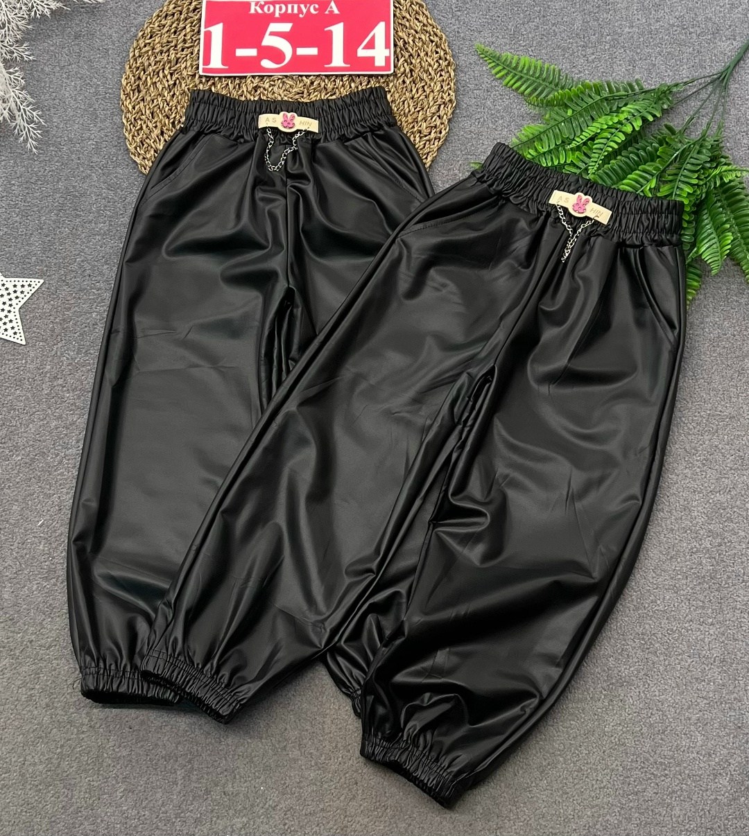 брюки для девочки,брюки из экокожи для девочки,кожаные штаны для девочек,кожаные брюки для девочки,детские кожаные брюки