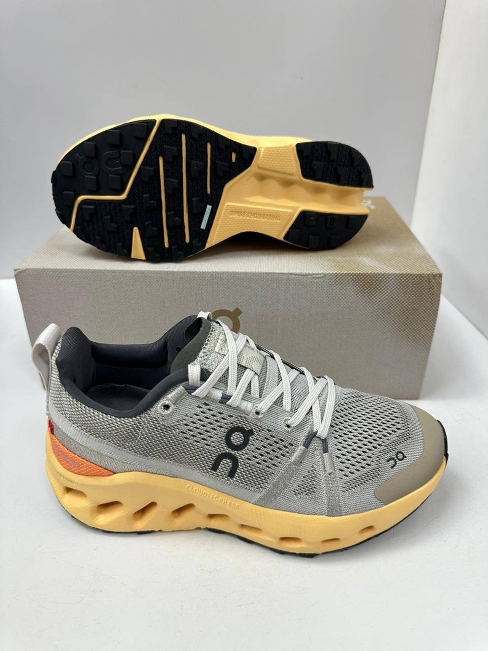 кроссовки on cloudsurfer,кроссовки удобные,женские кроссовки,кроссовки,кроссовки оригинальные