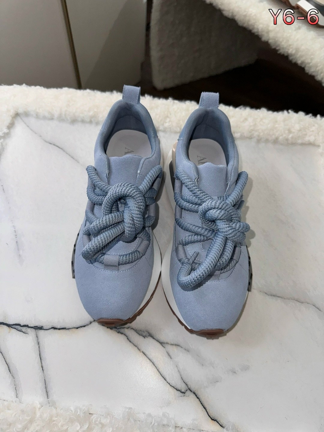 кроссовки женские,,замшевые кроссовки,стильные кроссовки, кроссовки