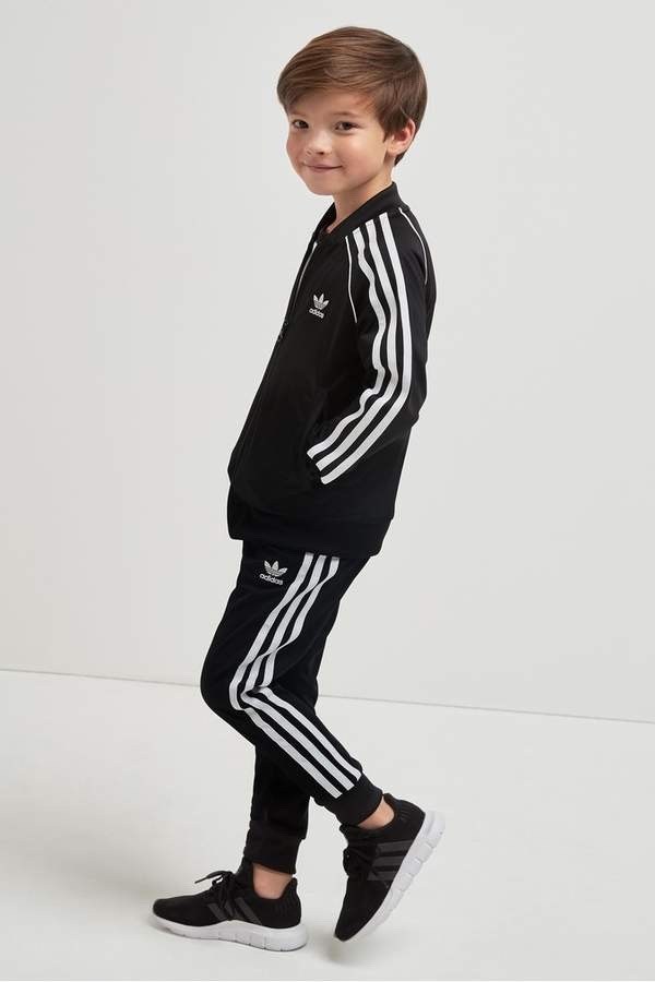 детский спортивный костюм adidas originals sst tracksuit черный,детский спортивный костюм trefoil crew se adidas originals черный,спортивный костюм адидас для мальчика 12 лет,детский спортивный костюм