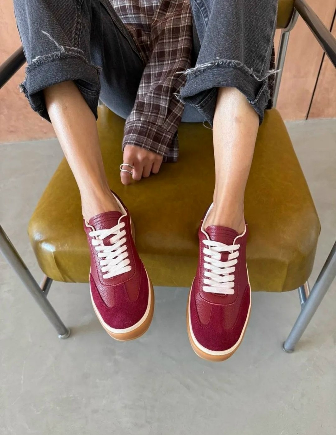 ,бордовые кеды,кеды диор бордовые,кеды замшевые,adidas кеды бордовые