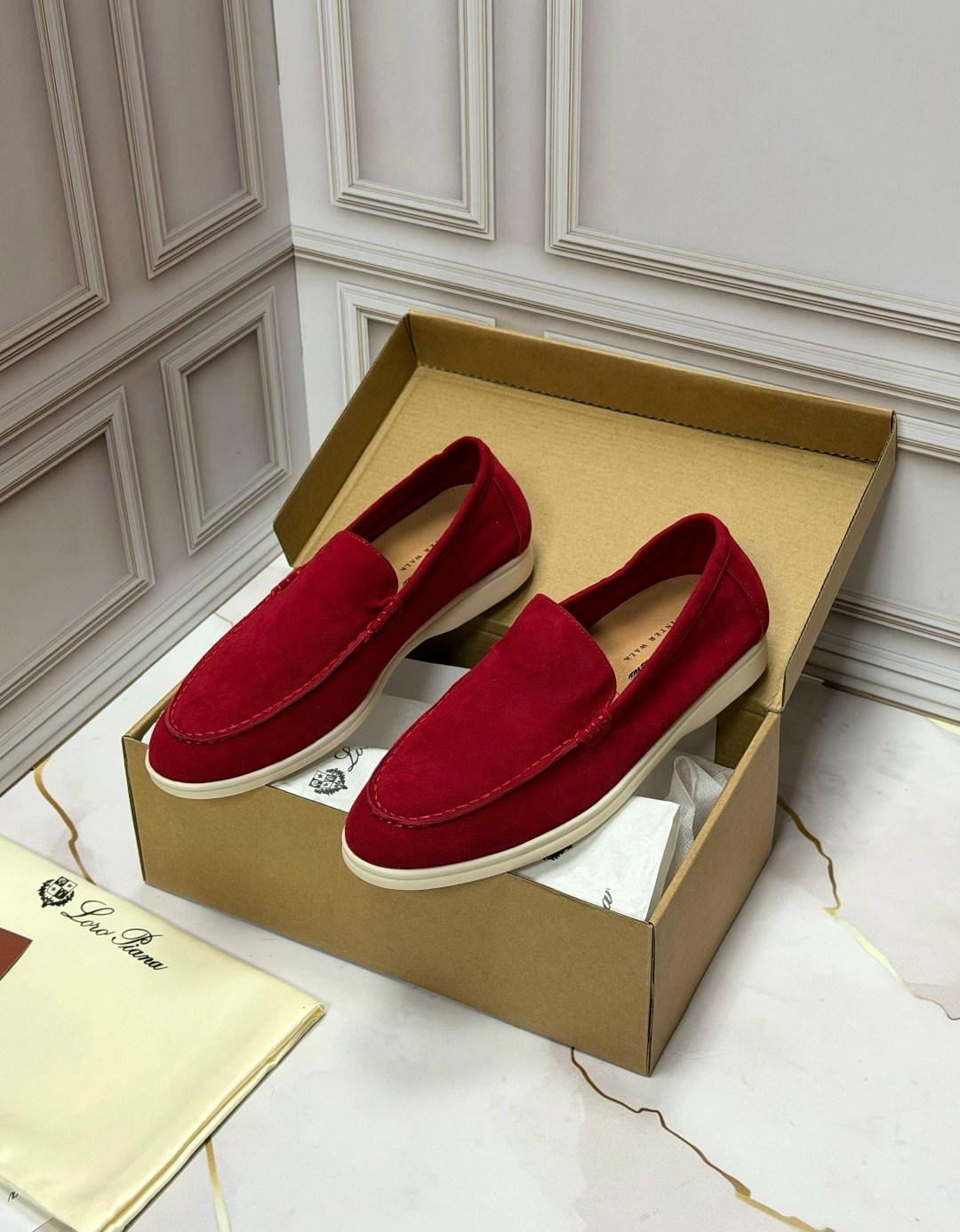 ,мокасины лоро пиано мужские,лоферы loro piana,замшевые лоферы loro piana,loro piana бордовые лоферы