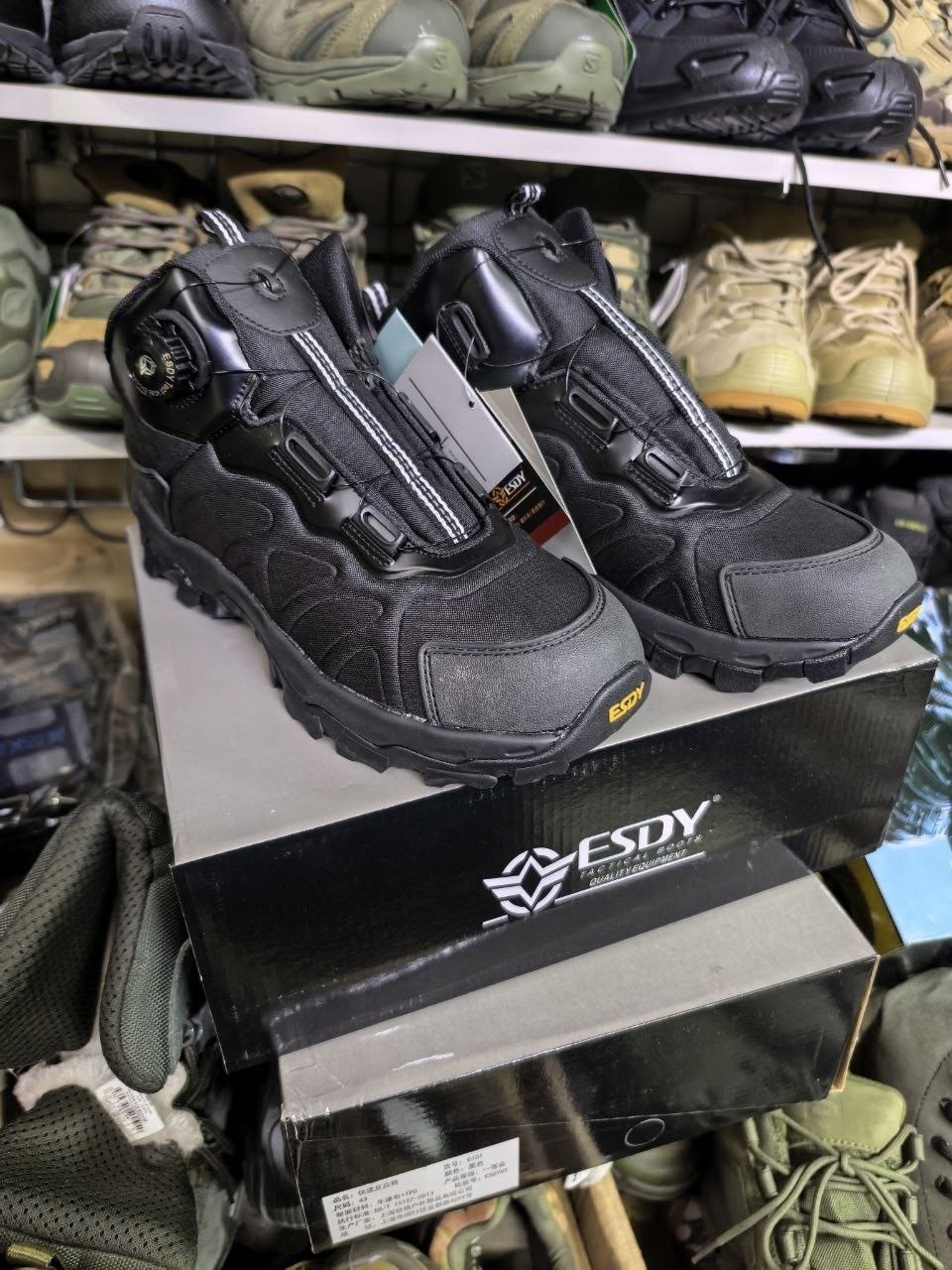 тактические ботинки esdy,esdy ботинки,ботинки тактические треккинговые,камуфляжные тактические ботинки esdy outdoor с системой быстрой шнуровки,кроссовки esdy