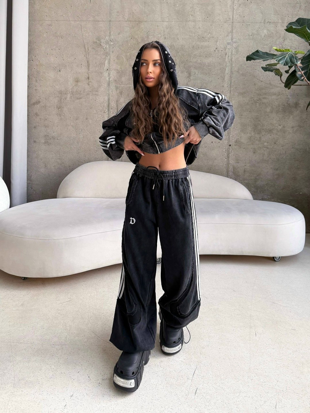 спортивный костюм,adidas original velour tracksuit,брюки спортивные adidas originals,adidas tracksuit,костюм спортивный женский adidas арт. 11449186