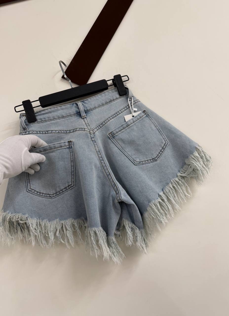джинсовые шорты с бахромой,джинсовые женские шорты,шорты джинсовые,шорты с бахромой,шорты джинсовые широкие
