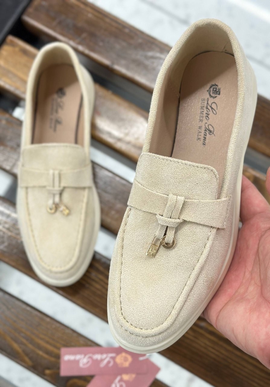 ,лоферы loro piana женские,бежевые лоферы,лоферы замшевые,лоферы loro piana