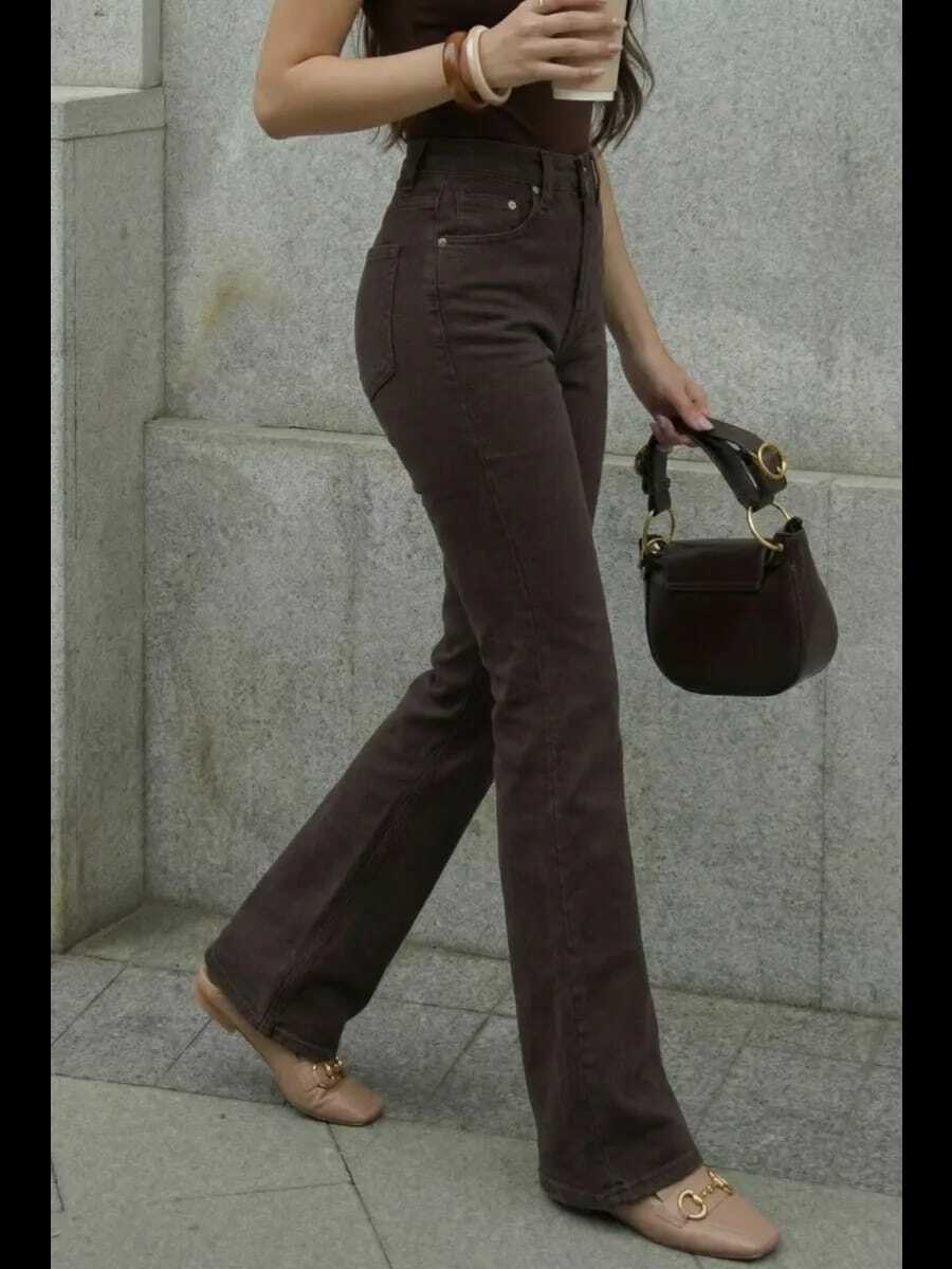 модные брюки,фасон стиль,стильные наряды,брюки стиль,коричневые джинсы