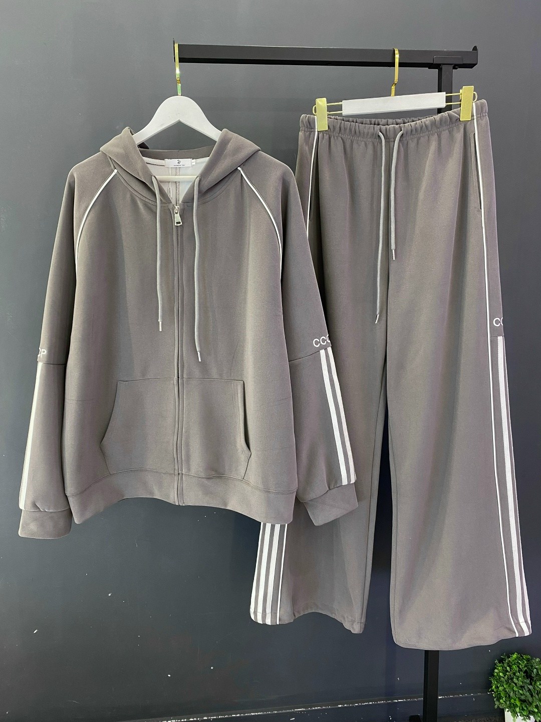 повседневный спортивный костюм,костюм спортивный,женские спортивные костюмы,спортивный костюм спортивные костюмы,спортивные костюмы адидас