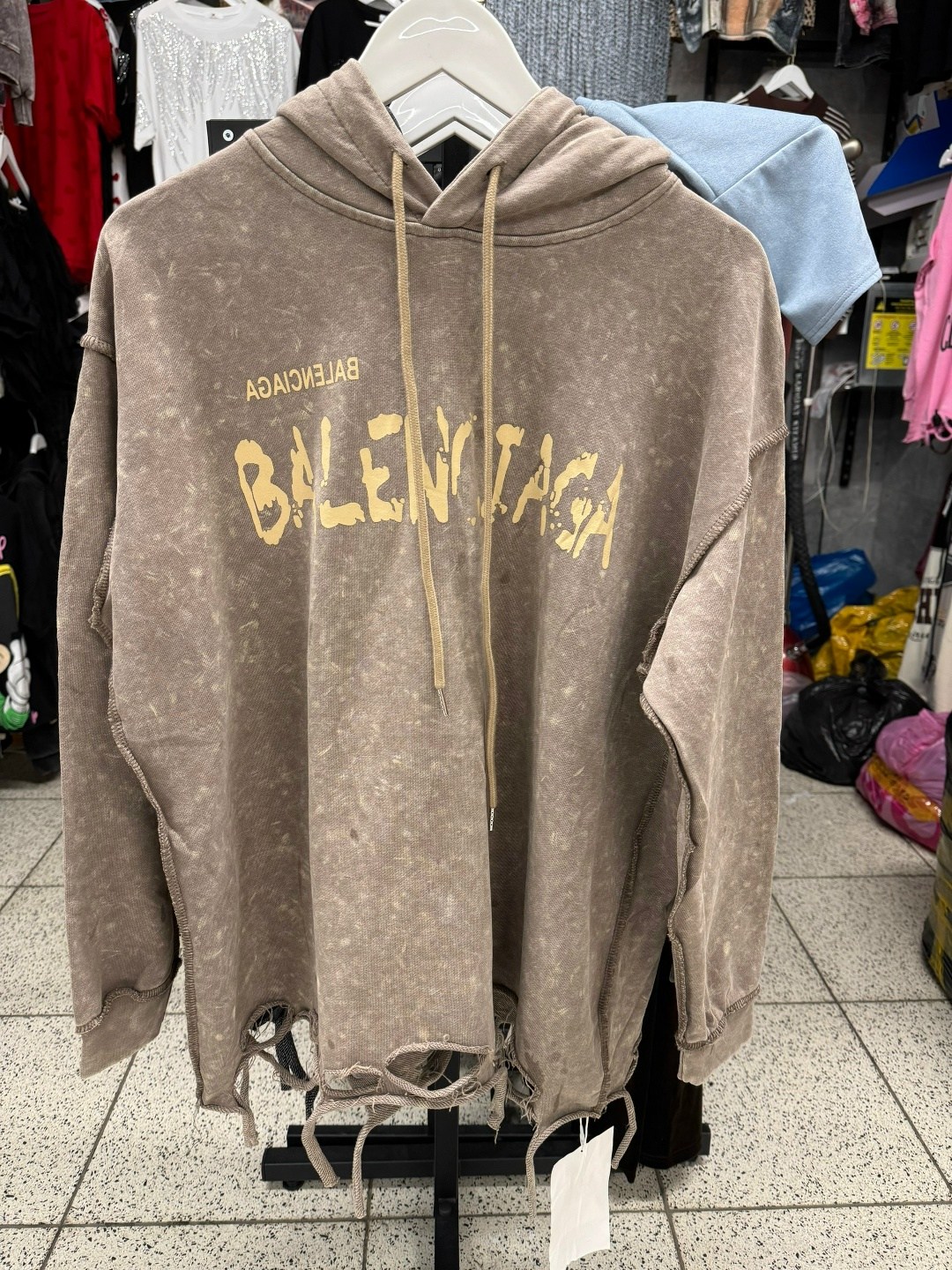 худи balenciaga,balenciaga толстовка,худи баленсиага женские,худи баленсиага,баленсиага толстовка