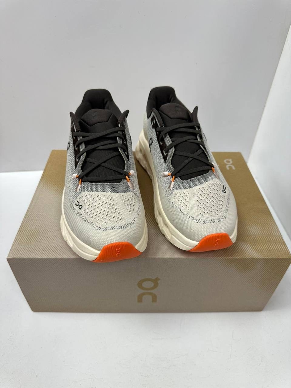 кроссовки,повседневные кроссовки,оригинальные кроссовки,беговые кроссовки,спортивные кроссовки