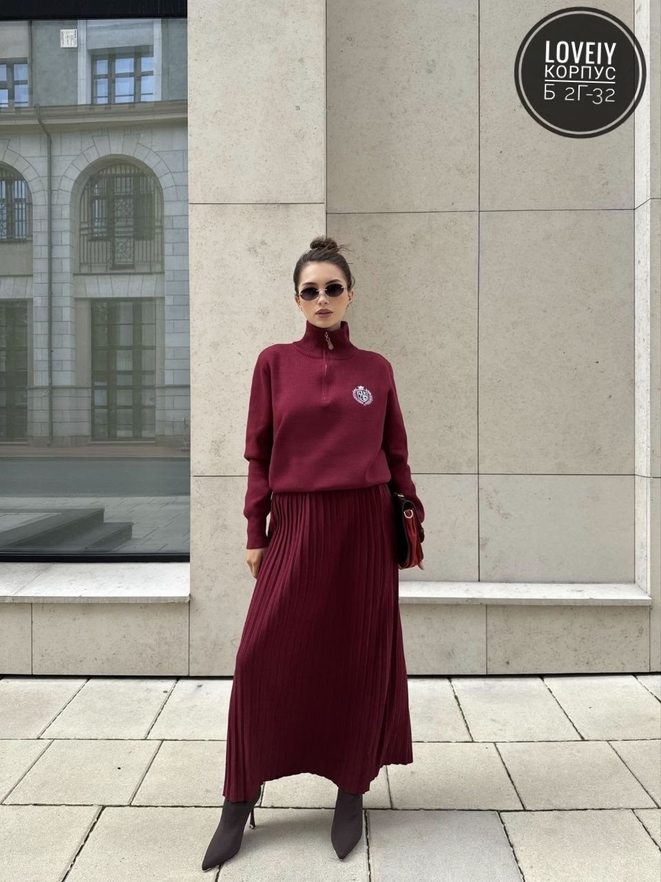 костюм трикотажный с юбкой плиссе syrup,костюм трикотажный с юбкой плиссе,костюм трикотажный с юбкой плиссе syrup цвет серый,костюм юбка плиссе и свитер с горлом вязаный fabfaash,вязаный женский костю