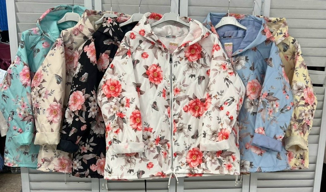 ветровка для девочек,демисезонная куртка,куртка демисезонная для девочек,куртка для девочек,куртка детская