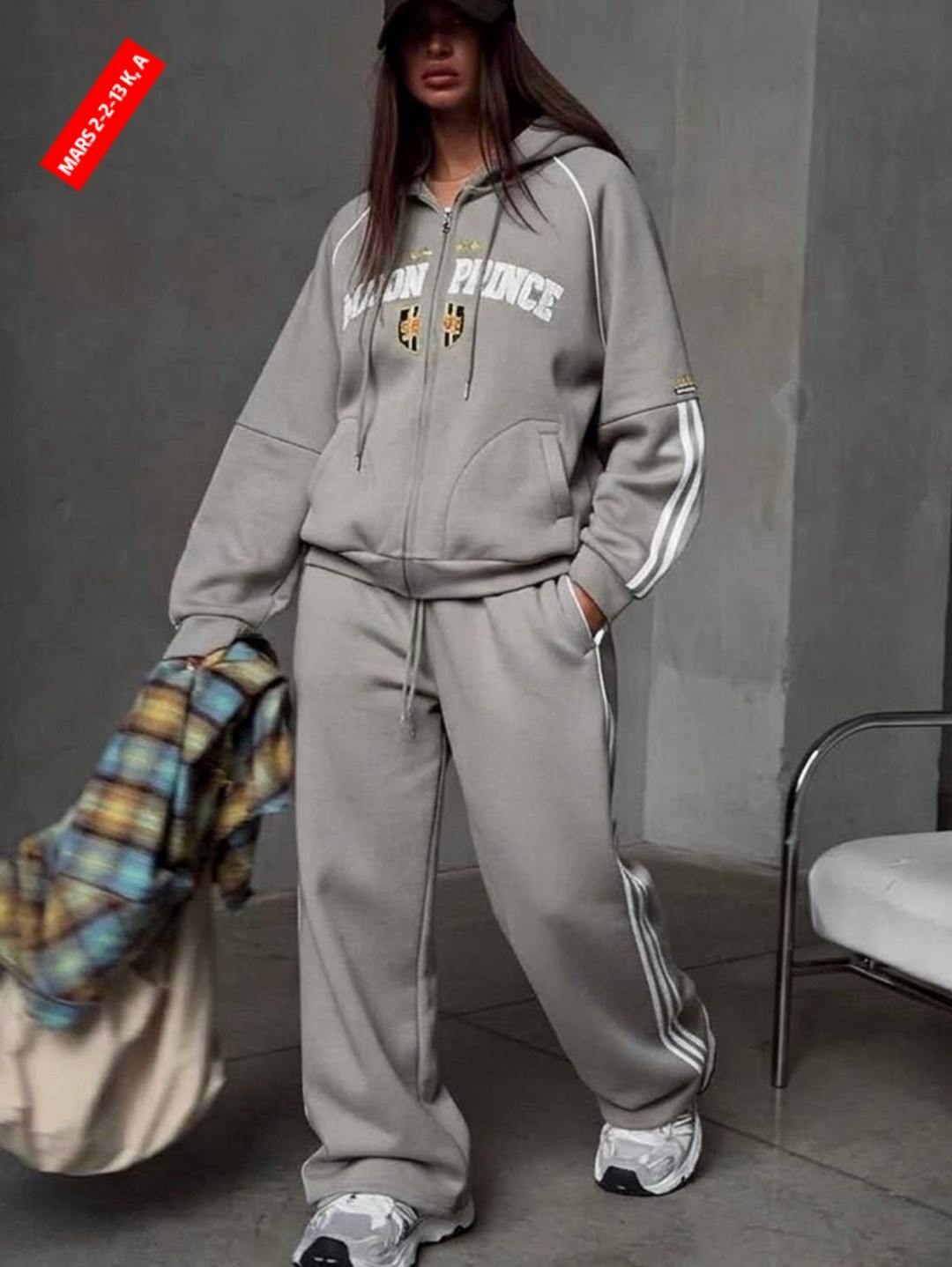 костюм спортивный,спорт костюм,красные спортивные костюмы,костюм спортивный женский,спортивная одежда для женщин