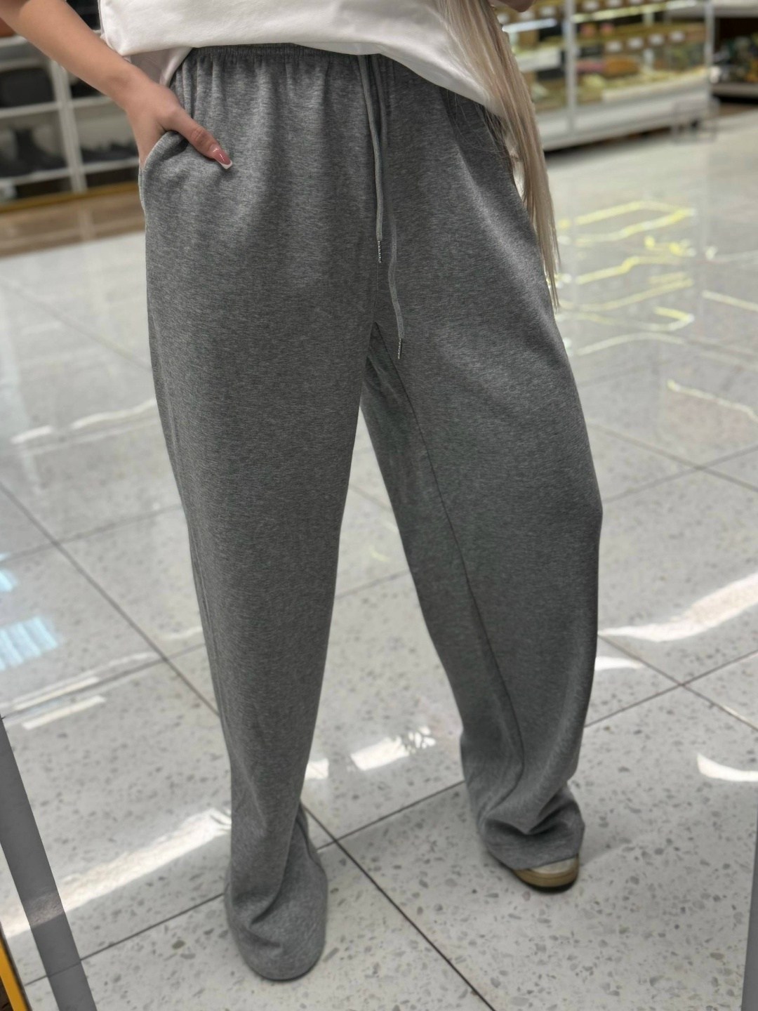 спортивные брюки оверсайз в стиле y2k,брюки спортивные,штаны спортивные,футболки женская оверсайз