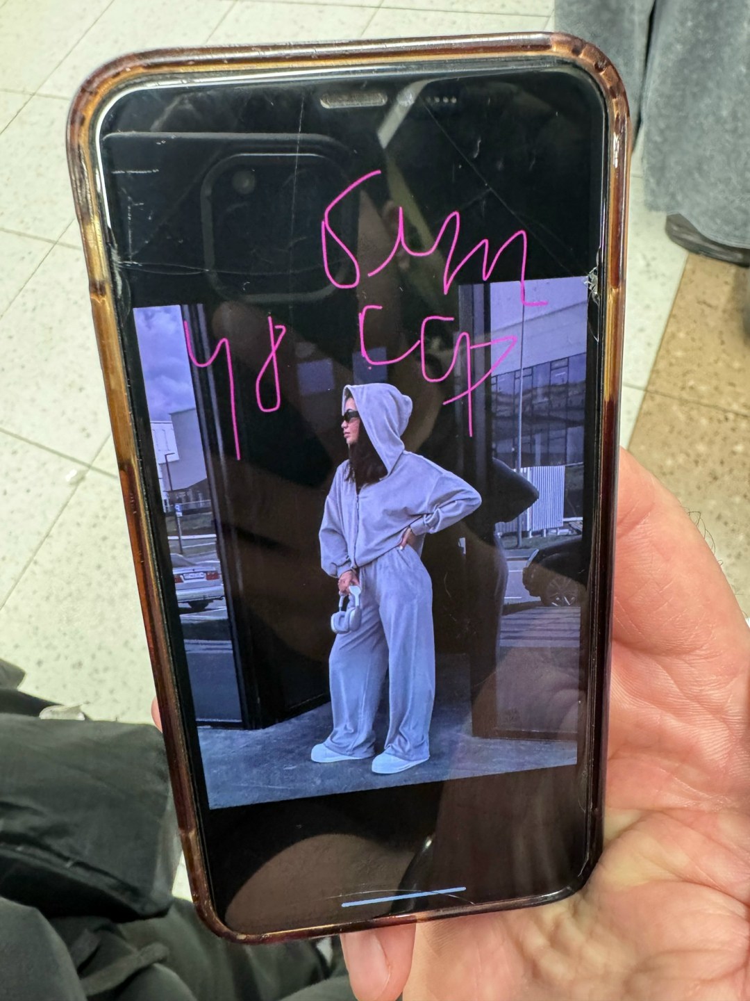 кайли дженнер и карина каспарянц,kylie jenner,это приложение для,instagram story,iphone смартфон