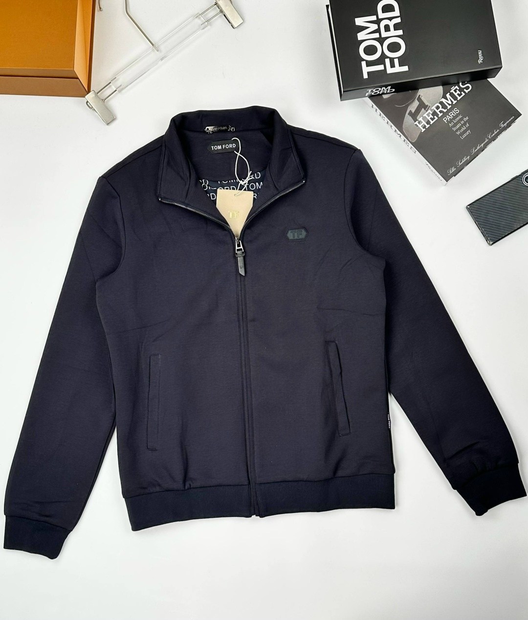 костюм спортивный мужской tom ford,спортивный костюм dolce gabbana,спортивный костюм boss,мужской спортивный костюм,спортивный костюм для мужчин