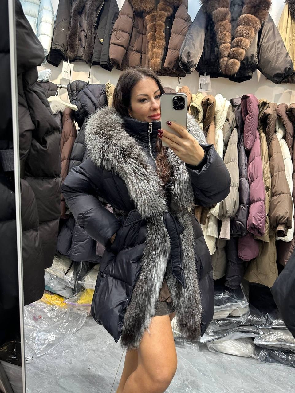 розовый пуховик с меховым капюшоном,пуховик розовый,розовый пуховик с мехом,пуховик зимний женский,женские зимние куртки