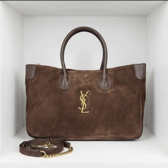 кожаная сумка lux saint laurent,сумка saint laurent из натуральной гладкой кожи,женская чёрная сумка yves saint laurent 39x23 см,винтажная кожаная сумка lux saint laurent,сумка yves saint laurent