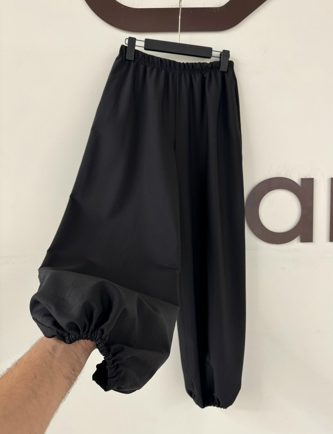 модные брюки,одежда стильная,стильные наряды,брюки с баской