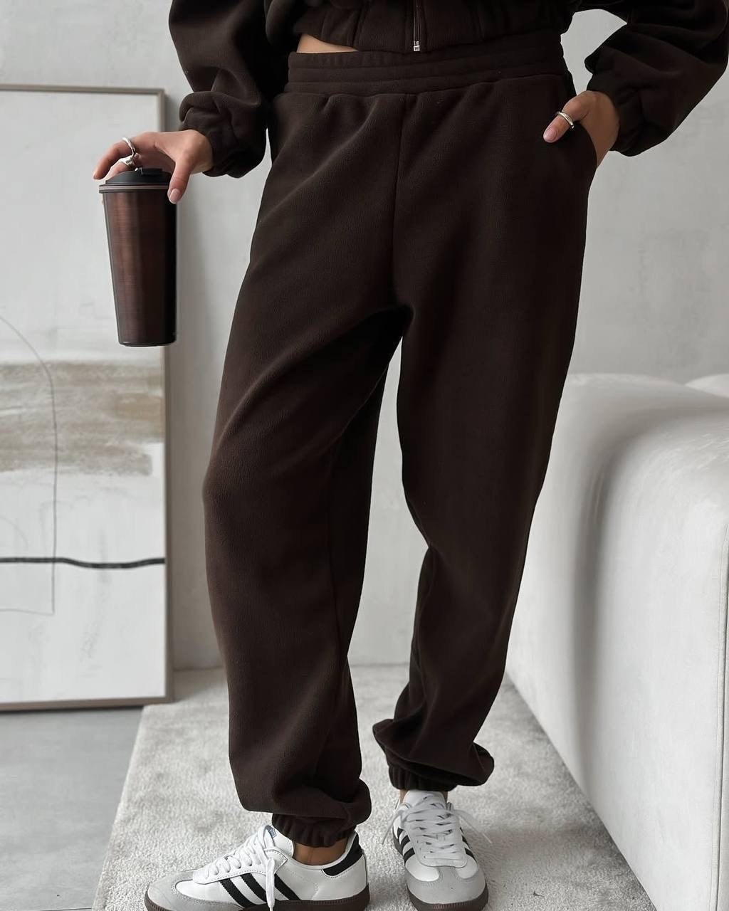 коричневая толстовка-трансформер oversize gloria jeans,женская толстовка,плюшевая толстовка на молнии коричневая укороченная,плюшевая толстовка на молнии коричневая укороченная с кулиской,комбинезон ф