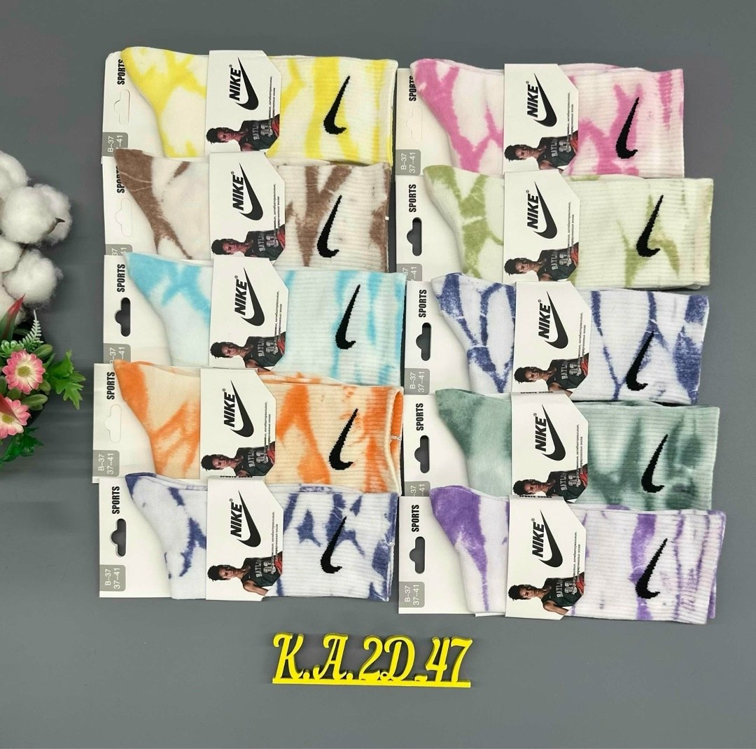 спортивные носки средней длины тай дай найк,носки найк,женские носки,носки спортивные,носки nike tie dye