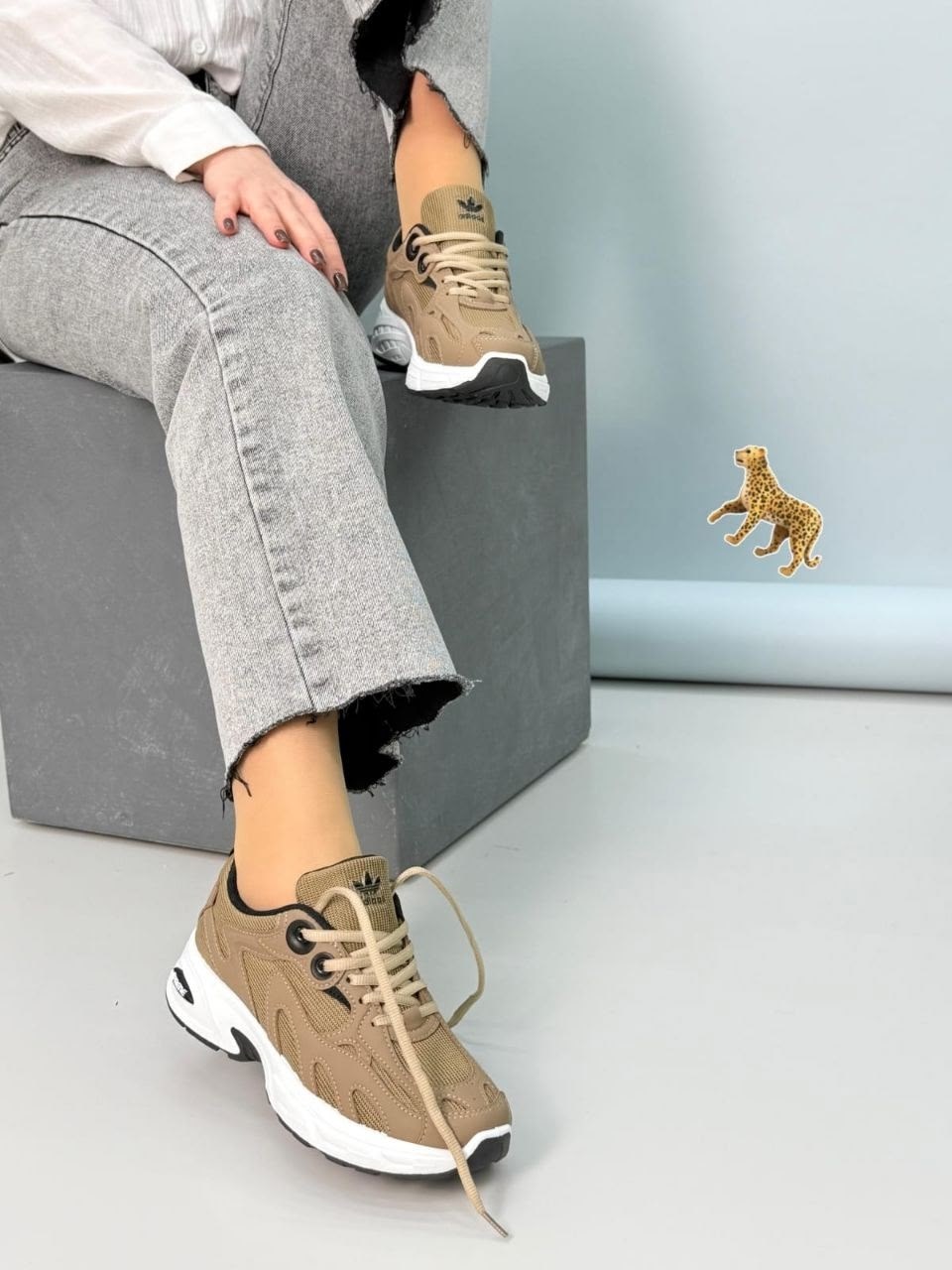 ,женские кроссовки,кроссовки серые,кроссовки повседневные,замшевые кроссовки