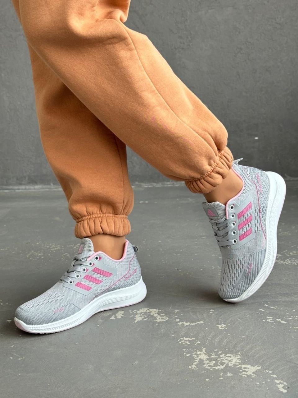 кроссовки адидас женские серые,кроссовки женские дышащие адидас,кроссовки adidas женские,кроссовки адидас женские розовые,кроссовки