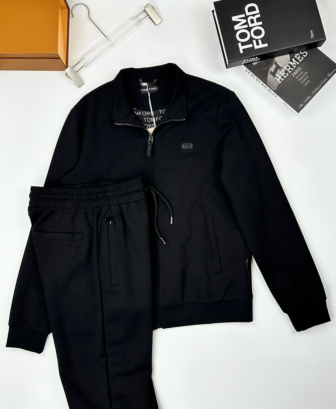 костюм спортивный мужской tom ford,спортивный костюм dolce gabbana,спортивный костюм boss,мужской спортивный костюм,спортивный костюм для мужчин