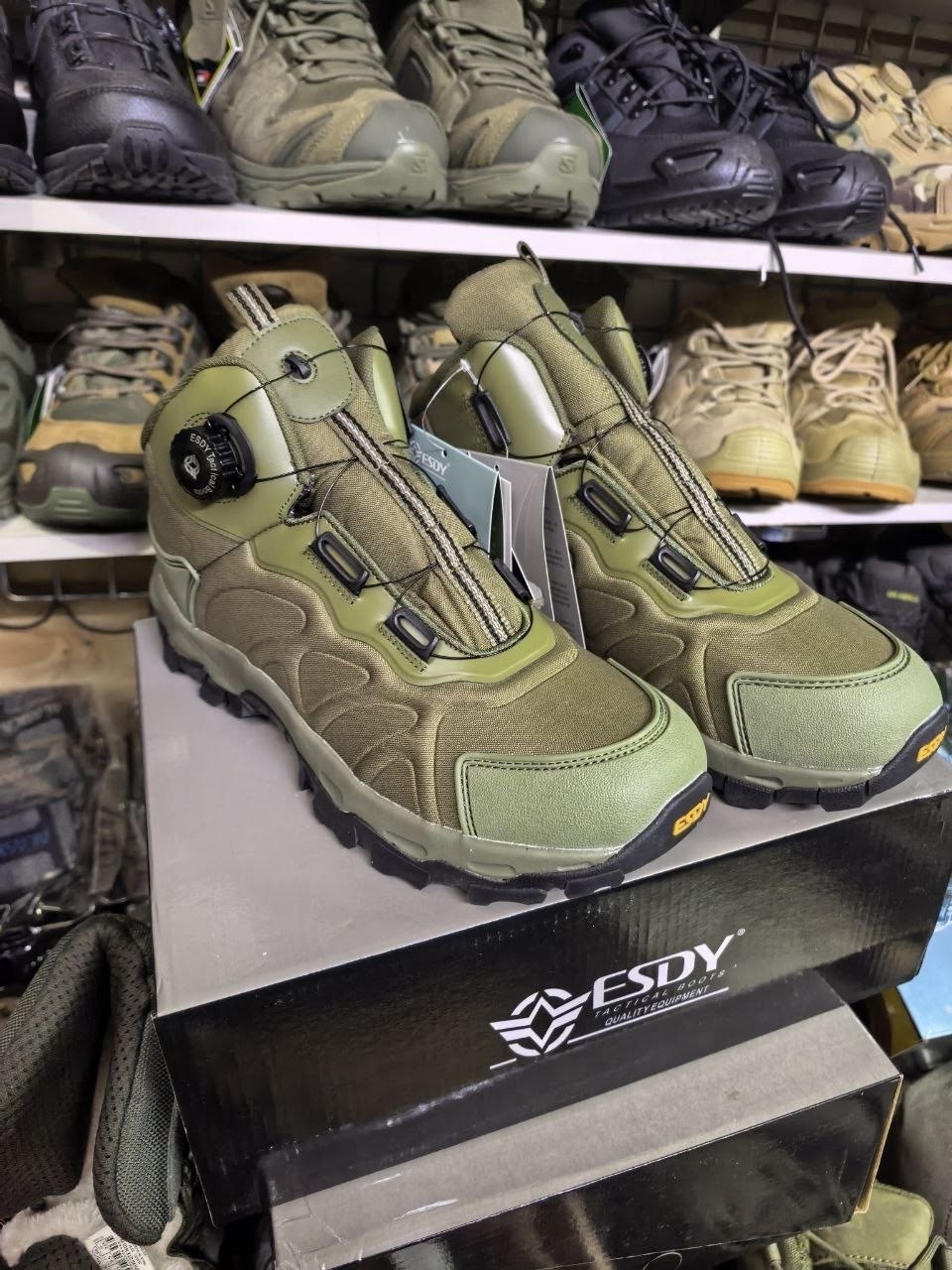 тактические ботинки esdy,esdy ботинки,ботинки тактические треккинговые,камуфляжные тактические ботинки esdy outdoor с системой быстрой шнуровки,кроссовки esdy